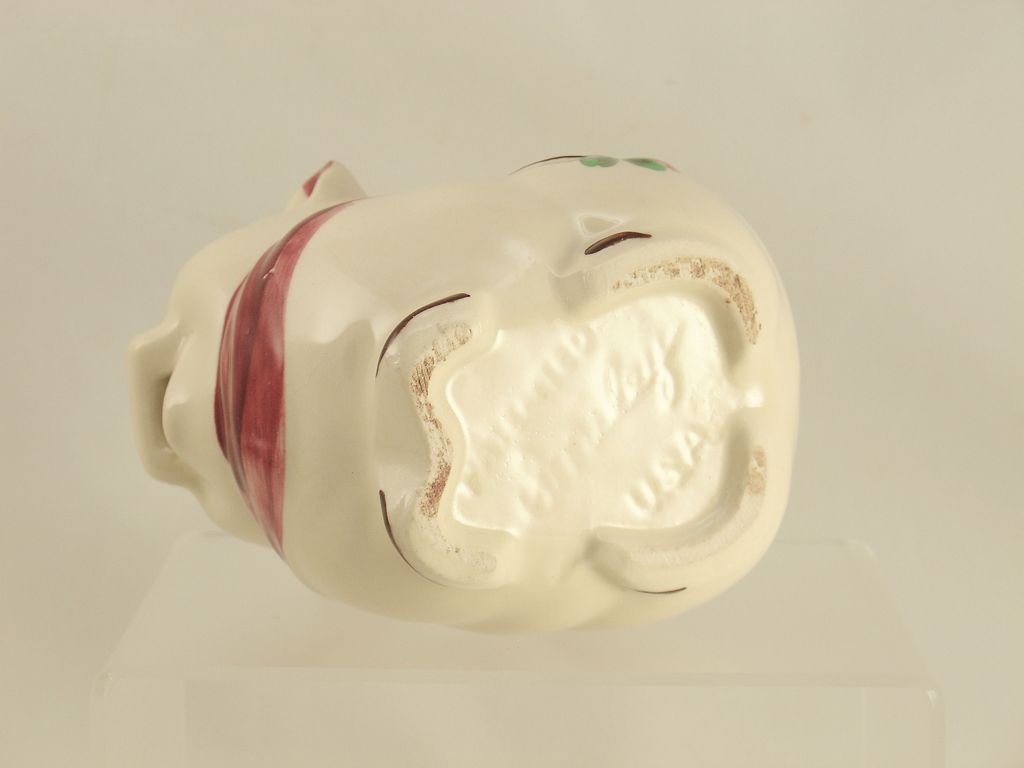 Shawnee Smiley Pig Cloverbud Creamer C. 1940 Shawnee Smiley Pig Cloverbud Creamer C. 1940