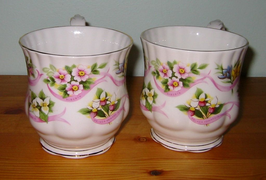 Royal Albert - Our Emblems Dear - Coffee Mugs (2) Royal Albert - Our Emblems Dear - Coffee Mugs (2)