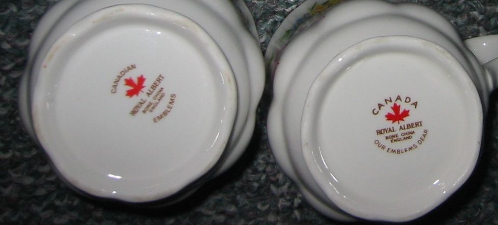 Royal Albert - Our Emblems Dear - Coffee Mugs (2) Royal Albert - Our Emblems Dear - Coffee Mugs (2)