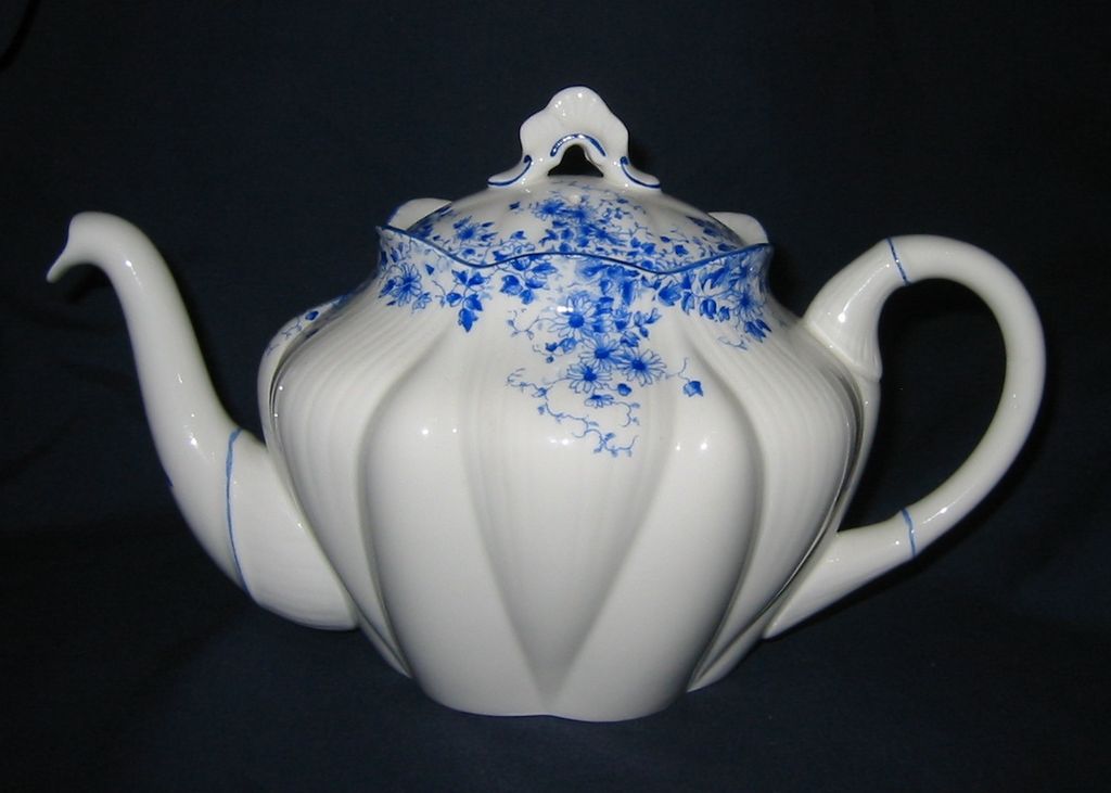 Shelley - Dainty Blue - Teapot Shelley - Dainty Blue - Teapot