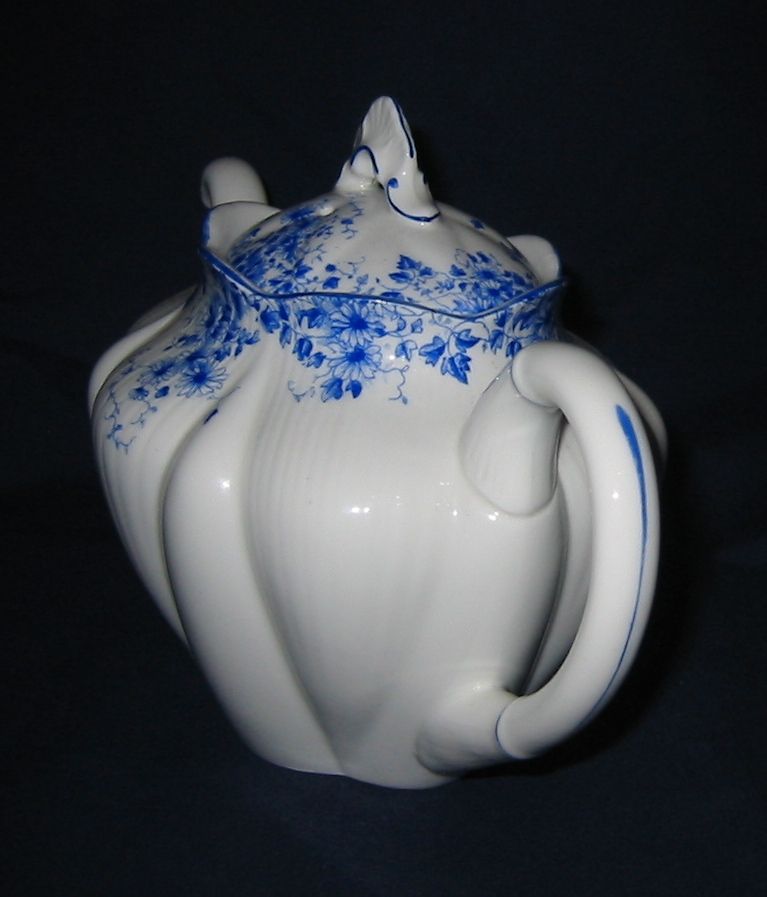 Shelley - Dainty Blue - Teapot Shelley - Dainty Blue - Teapot
