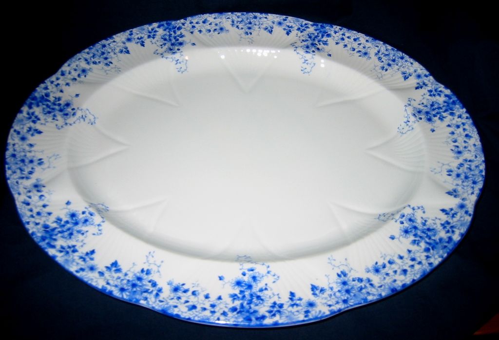 Shelley - Dainty Blue - Oval Platters (2) Shelley - Dainty Blue - Oval Platters (2)