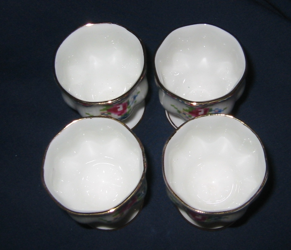 Royal Albert - Petit Point - Egg Cups (4) Royal Albert - Petit Point - Egg Cups (4)