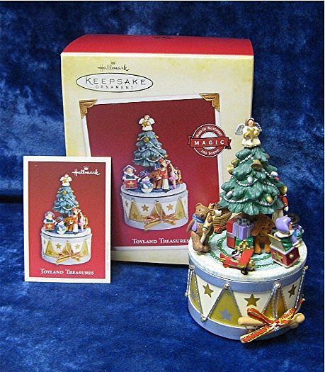 "Toyland Treasures" Hallmark Keepsake MAGIC Ornament - 2005 "Toyland Treasures" Hallmark Keepsake MAGIC Ornament - 2005