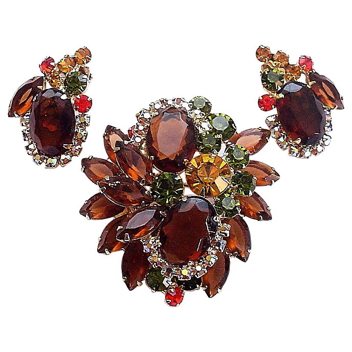 Juliana D&E Root Beer & Olivine Rhinestone Brooch Pin & Earrings Set Juliana D&E Root Beer & Olivine Rhinestone Brooch Pin & Earrings Set