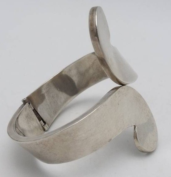 940 Sterling Silver Taxco Mexico JS Signed Clamper Bracelet 940 Sterling Silver Taxco Mexico JS Signed Clamper Bracelet