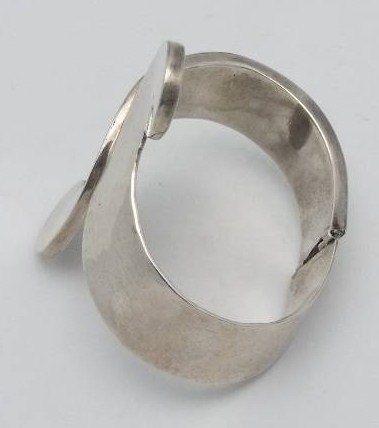 940 Sterling Silver Taxco Mexico JS Signed Clamper Bracelet 940 Sterling Silver Taxco Mexico JS Signed Clamper Bracelet