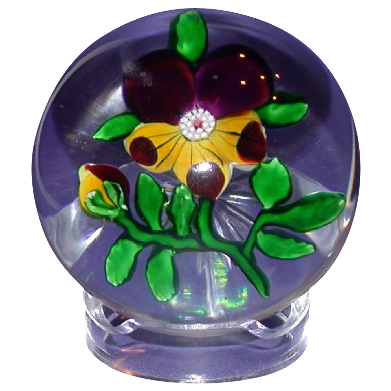 ANTIQUE BACCARAT PANSY PAPERWEIGHT - LIVE AUCTIONS - COLLECTIBLE
