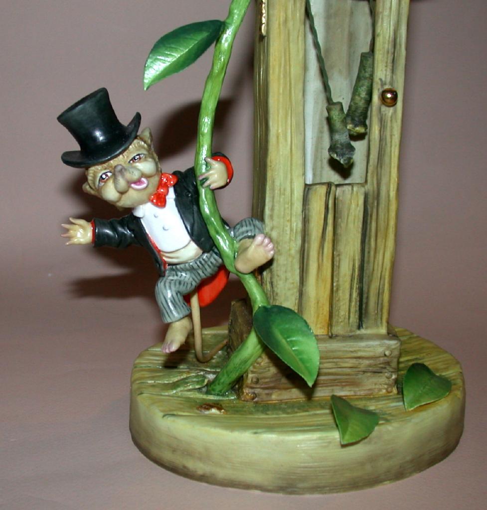 Connoisseur Bisque Porcelain - "Hickory Dickory Dock" - Number 4 of a Closed Edition of 100 - c. 1989 - From England Connoisseur Bisque Porcelain - "Hickory Dickory Dock" - Number 4 of a Closed Edition of 100 - c. 1989 - From England