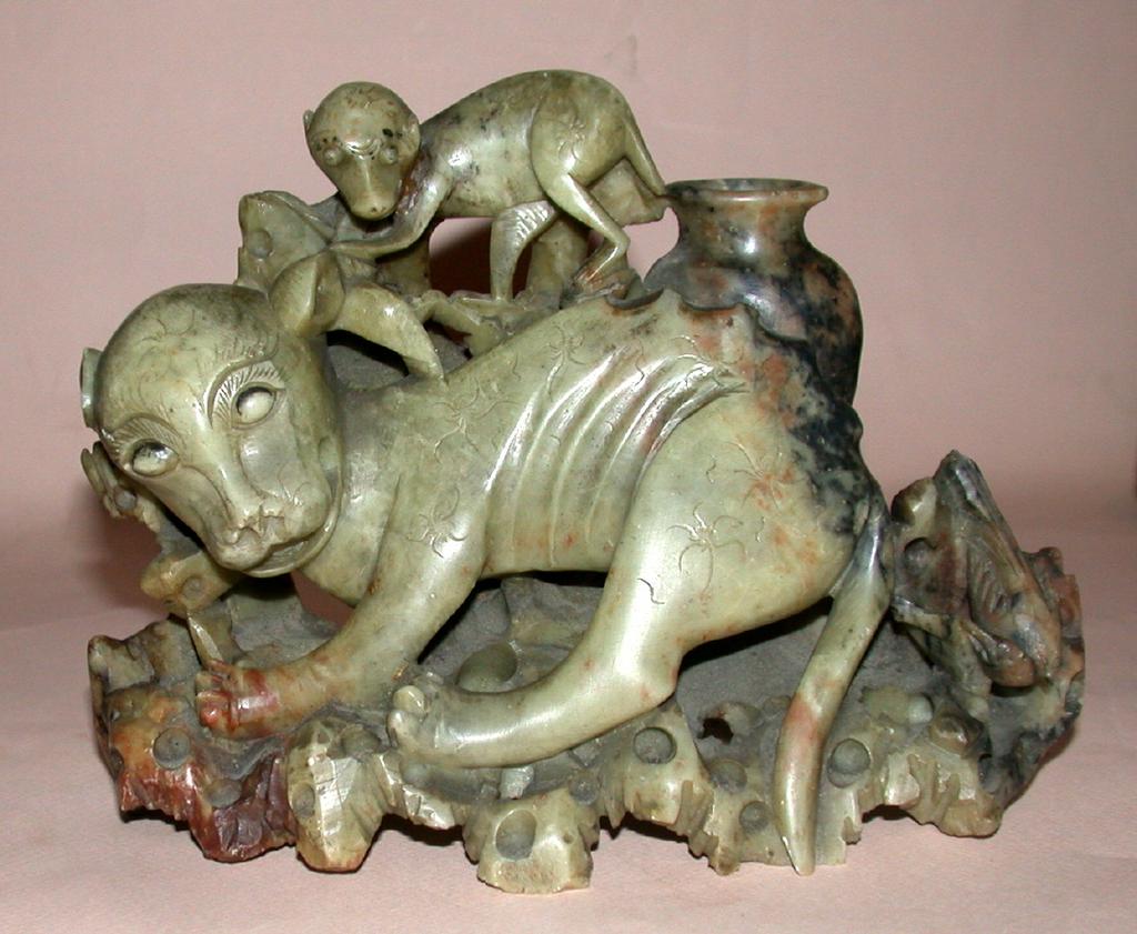 Fascinating Hardstone Carving Fascinating Hardstone Carving