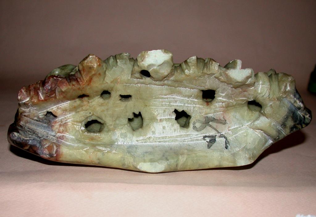 Fascinating Hardstone Carving Fascinating Hardstone Carving