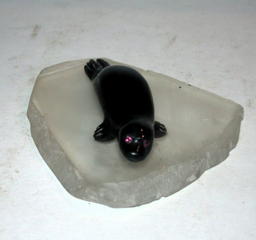 Obsidian Seal Carving, Wonderful, Realistic and Unusual Obsidian Seal Carving, Wonderful, Realistic and Unusual