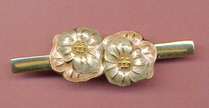 Lovely Vintage Signed Cloisonne' Enamel PANSY Bar Brooch Lovely Vintage Signed Cloisonne' Enamel PANSY Bar Brooch