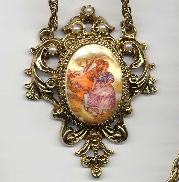 Vintage Signed FRAGONARD 'Courting Couple' Lavalier Pendant Necklace Vintage Signed FRAGONARD 'Courting Couple' Lavalier Pendant Necklace