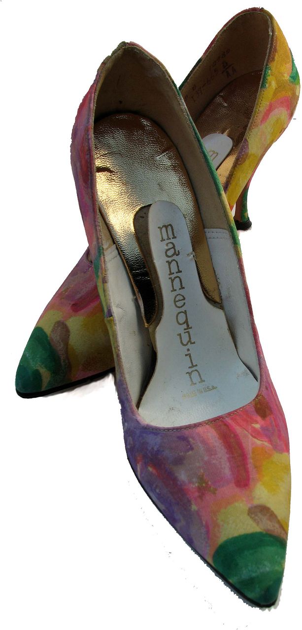 Vintage Floral Fabric Shoes 5B for Wear or Display! Vintage Floral Fabric Shoes 5B for Wear or Display!