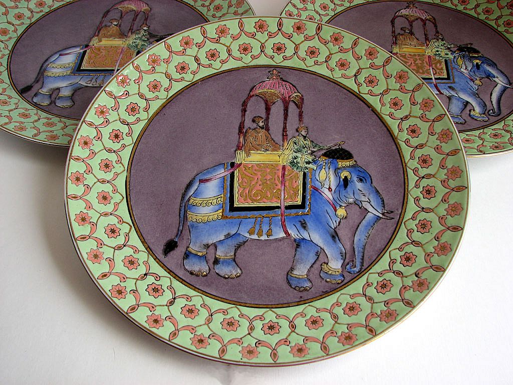 Exotic Trio of Elephant Decorative Porcelain Plates! Exotic Trio of Elephant Decorative Porcelain Plates!