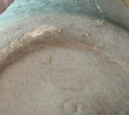 Roseville Mostique Matte Gray Eight Inch Vase Roseville Mostique Matte Gray Eight Inch Vase