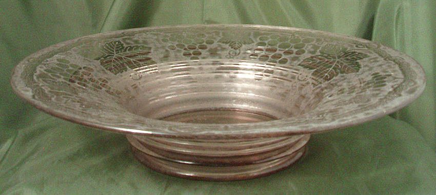 Fostoria Orchid #2362 Low Round Bowl - Grape Brocade Etching Fostoria Orchid #2362 Low Round Bowl - Grape Brocade Etching