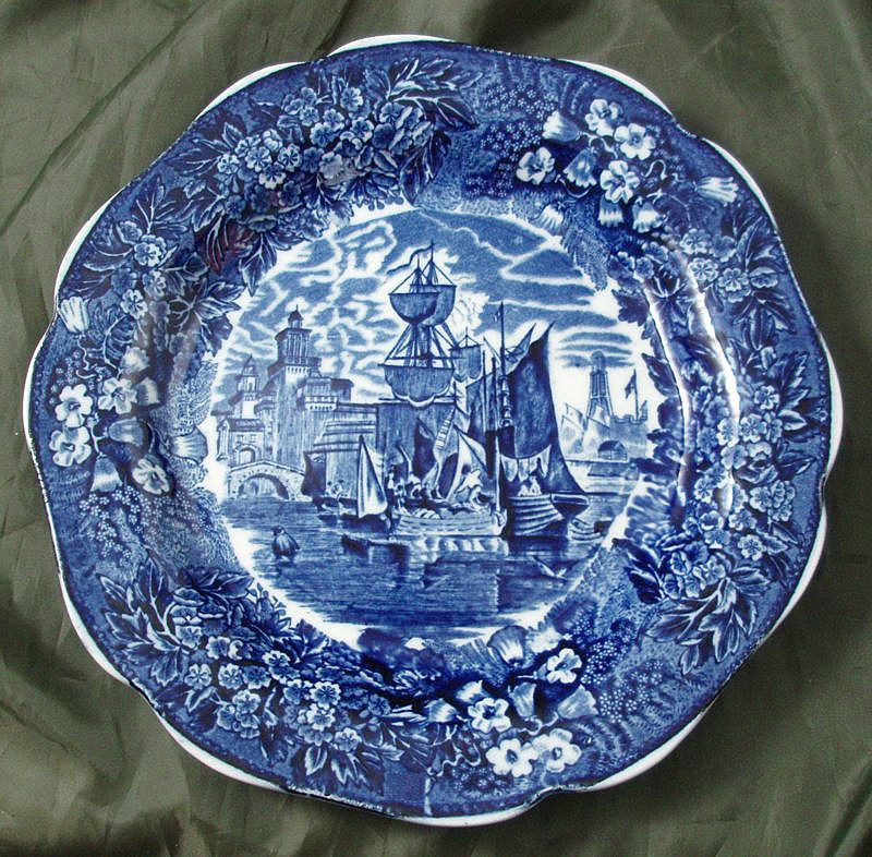 Wedgwood Scalloped-Edge Blue Ferrara Plate Wedgwood Scalloped-Edge Blue Ferrara Plate