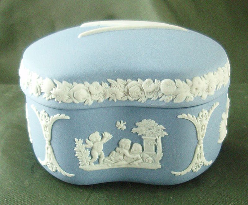Wedgwood Light Blue Jasper Ware Bean Box BOAC Logo Wedgwood Light Blue Jasper Ware Bean Box BOAC Logo