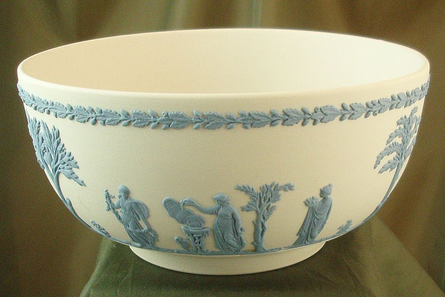 Wedgwood Reverse Jasper Ware Sacrifice Bowl Wedgwood Reverse Jasper Ware Sacrifice Bowl