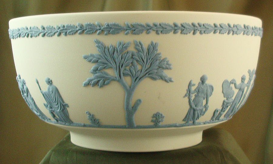 Wedgwood Reverse Jasper Ware Sacrifice Bowl Wedgwood Reverse Jasper Ware Sacrifice Bowl