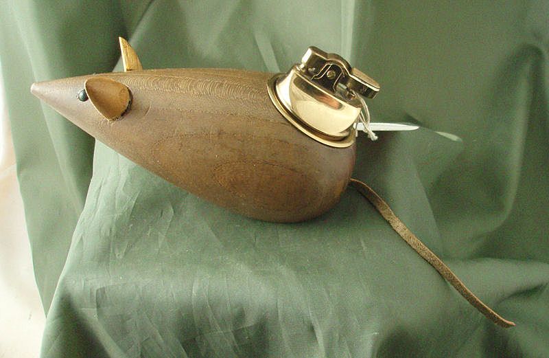 Vintage Teak Pioneer Max the Mouse Table Lighter Vintage Teak Pioneer Max the Mouse Table Lighter