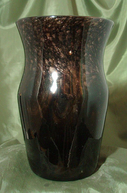 Strathearn Brown Aventurine Vase Strathearn Brown Aventurine Vase
