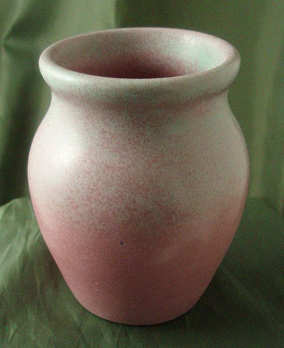 Niloak Hywood Ozark Dawn Vase Niloak Hywood Ozark Dawn Vase