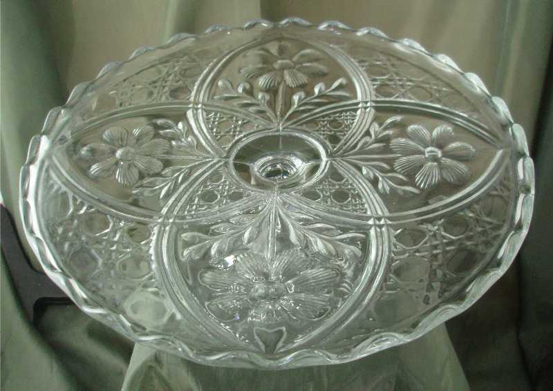 Indiana Glass Creole Cake Stand Indiana Glass Creole Cake Stand