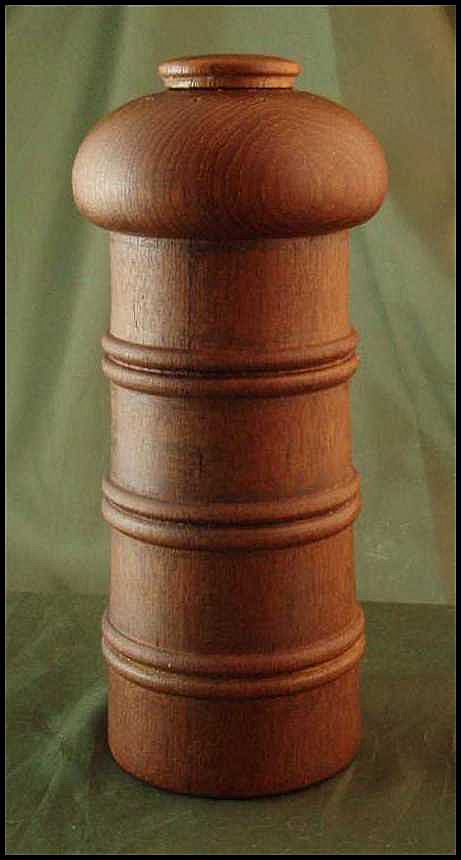 Dansk Teak "Dual Rib Tower" Peppermill - JHQ Dansk Teak "Dual Rib Tower" Peppermill - JHQ