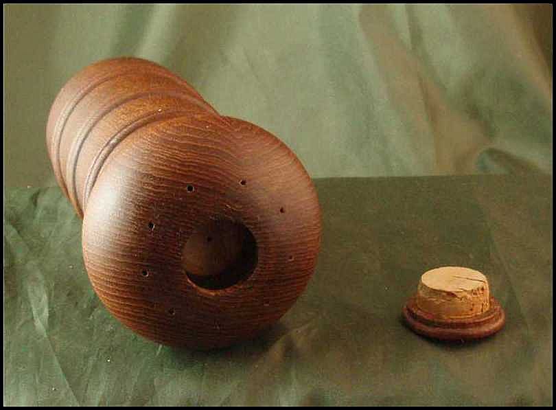 Dansk Teak "Dual Rib Tower" Peppermill - JHQ Dansk Teak "Dual Rib Tower" Peppermill - JHQ