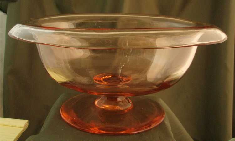 Elegant American Footed Pink Oval Bowl Elegant American Footed Pink Oval Bowl