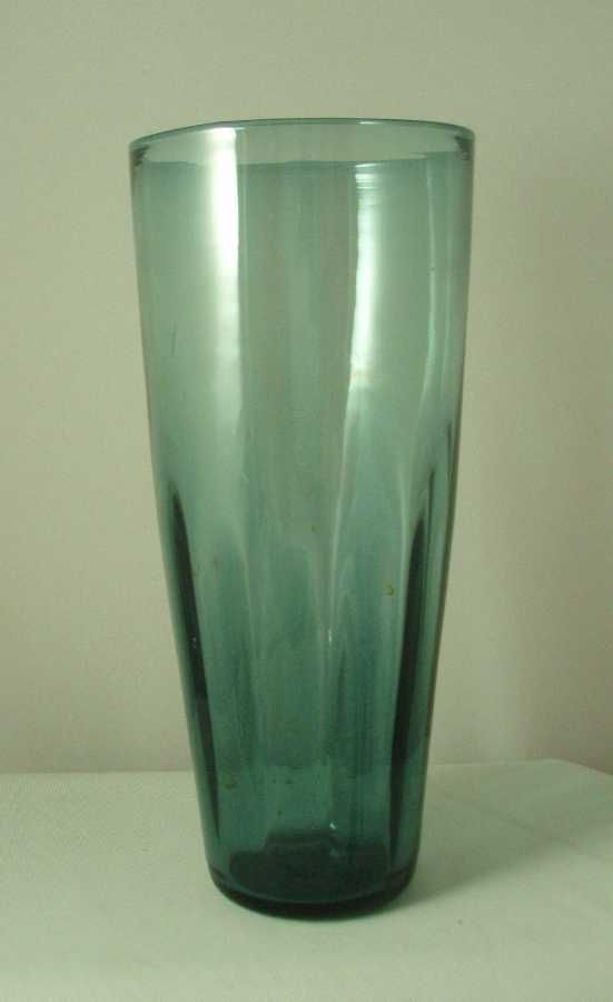 Blenko #602 Charcoal Flip Vase Blenko #602 Charcoal Flip Vase