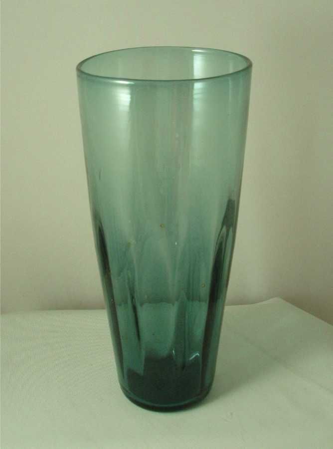 Blenko #602 Charcoal Flip Vase Blenko #602 Charcoal Flip Vase