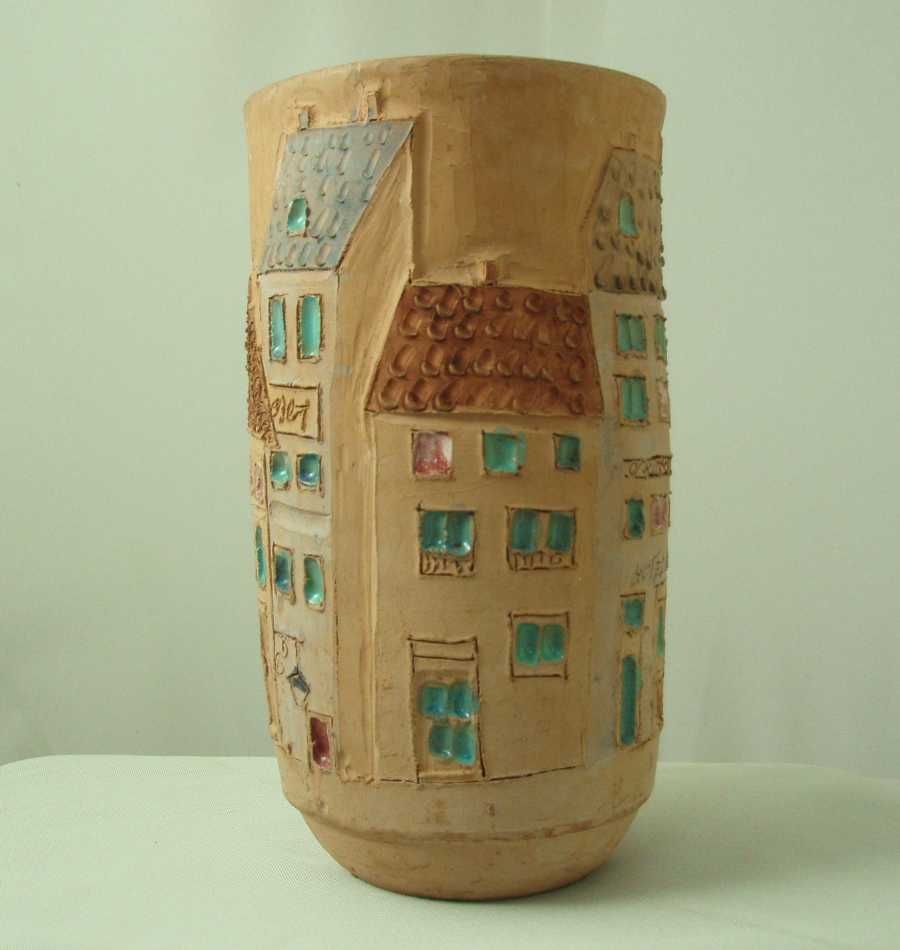 Vintage Raymor Terracotta Street Scene Vase Vintage Raymor Terracotta Street Scene Vase