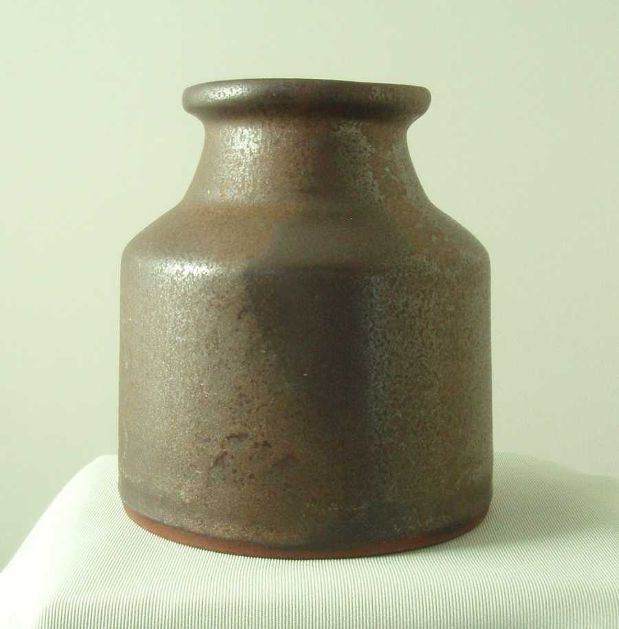 Rickard Dubourg Metallic Brown Pot Rickard Dubourg Metallic Brown Pot