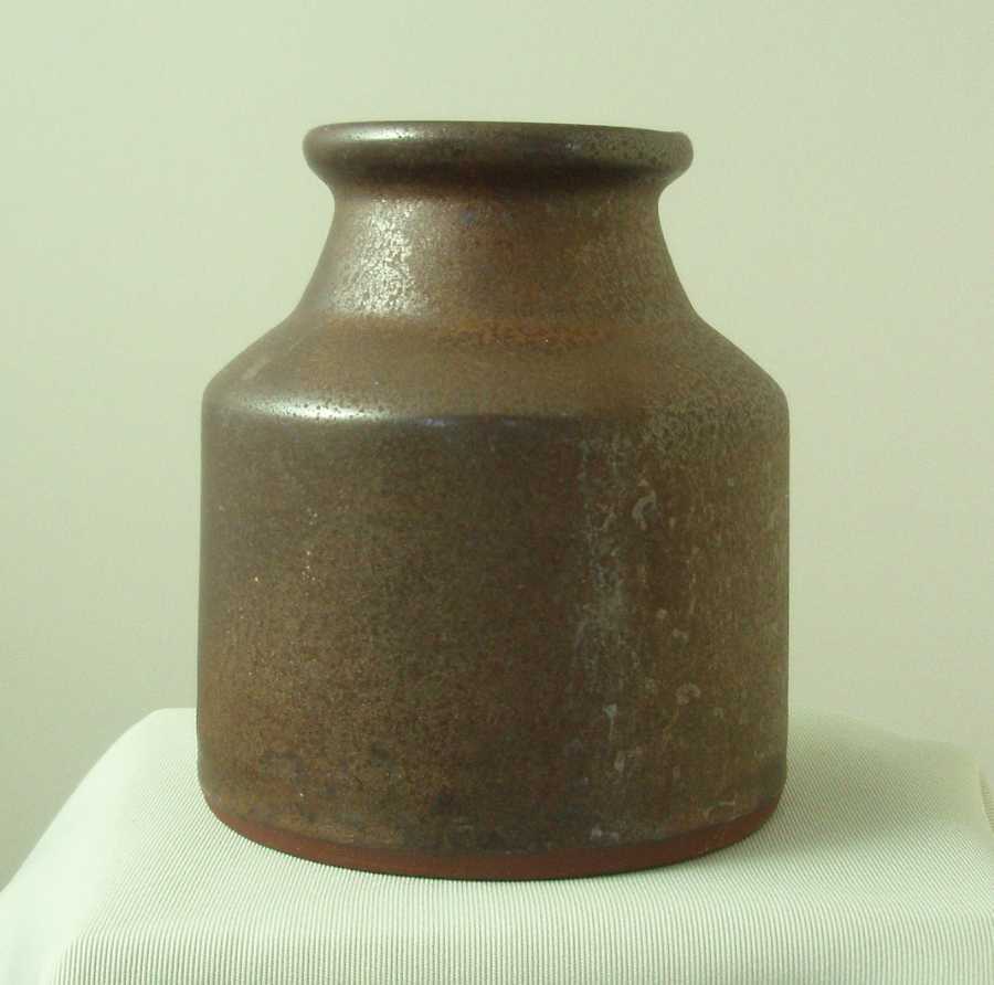Rickard Dubourg Metallic Brown Pot Rickard Dubourg Metallic Brown Pot