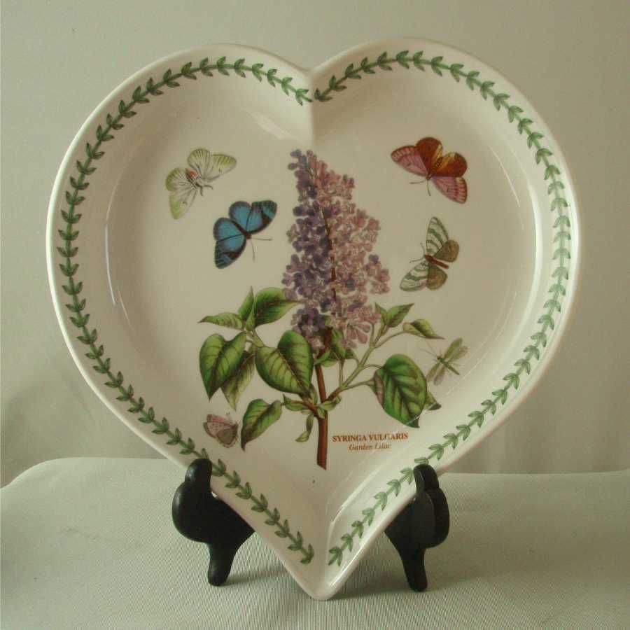 Portmeirion Botanic Garden Lilac Heart-Shaped Dish Portmeirion Botanic Garden Lilac Heart-Shaped Dish