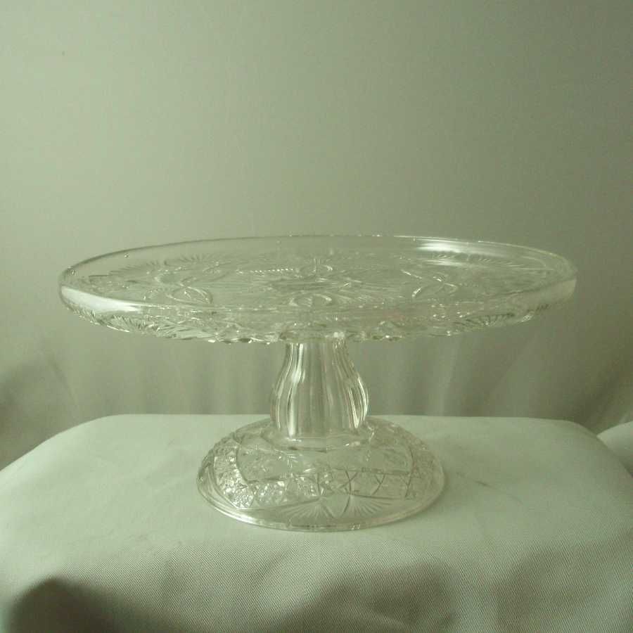 Indiana Glass Gaelic Cake Stand Indiana Glass Gaelic Cake Stand