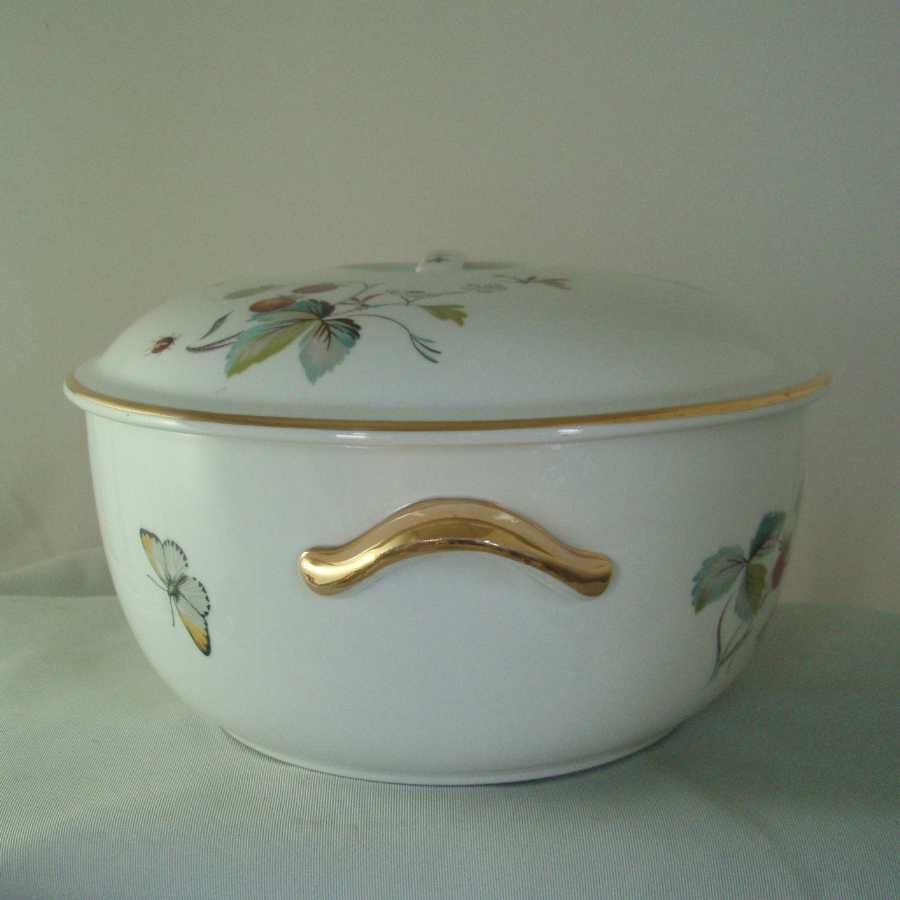 Royal Worcester Strawberry Fair Round Covered Casserole Royal Worcester Strawberry Fair Round Covered Casserole