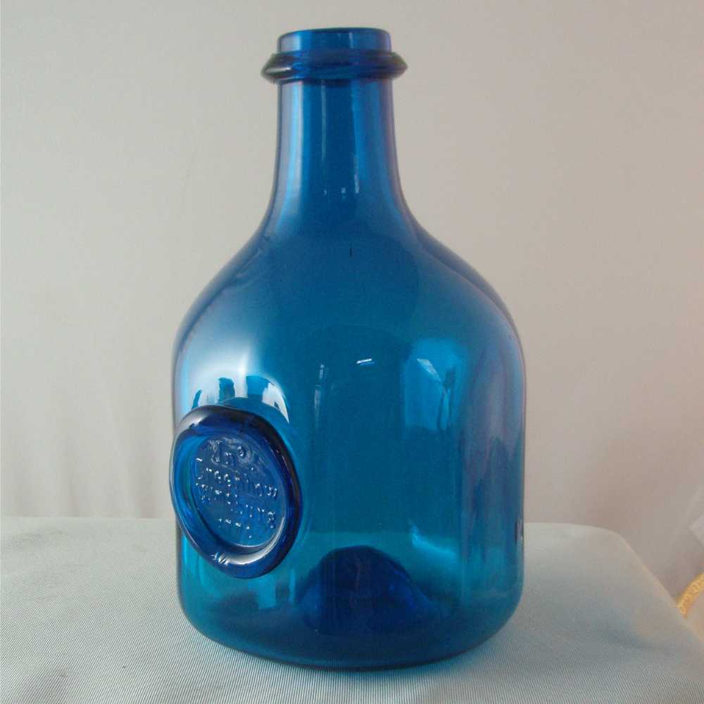 Blenko for Williamsburg Sapphire Jonathan Greenhow Bottle Blenko for Williamsburg Sapphire Jonathan Greenhow Bottle