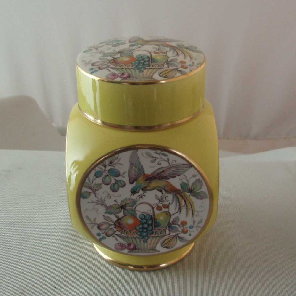 Carlton Ware Yellow Bird & Flowers Tea Caddy Carlton Ware Yellow Bird & Flowers Tea Caddy
