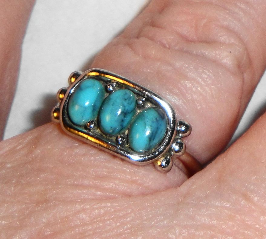Vintage Signed Avon 1976 "Desert Azure" ~ Size 8 ~ 3 faux turquoise stones set in silver-tone Vintage Signed Avon 1976 "Desert Azure" ~ Size 8 ~ 3 faux turquoise stones set in silver-tone