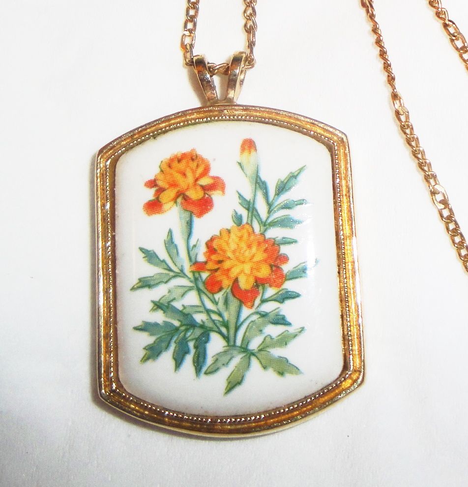 EXTREMELY RARE Vintage Signed Avon 1980 "Floral Heritage Necklace" Birthday Flowers ~ October is Marigold EXTREMELY RARE Vintage Signed Avon 1980 "Floral Heritage Necklace" Birthday Flowers ~ October is Marigold