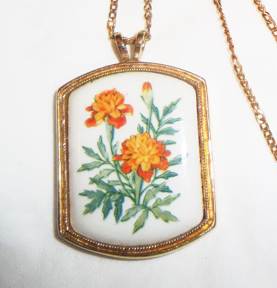 EXTREMELY RARE Vintage Signed Avon 1980 "Floral Heritage Necklace" Birthday Flowers ~ October is Marigold EXTREMELY RARE Vintage Signed Avon 1980 "Floral Heritage Necklace" Birthday Flowers ~ October is Marigold