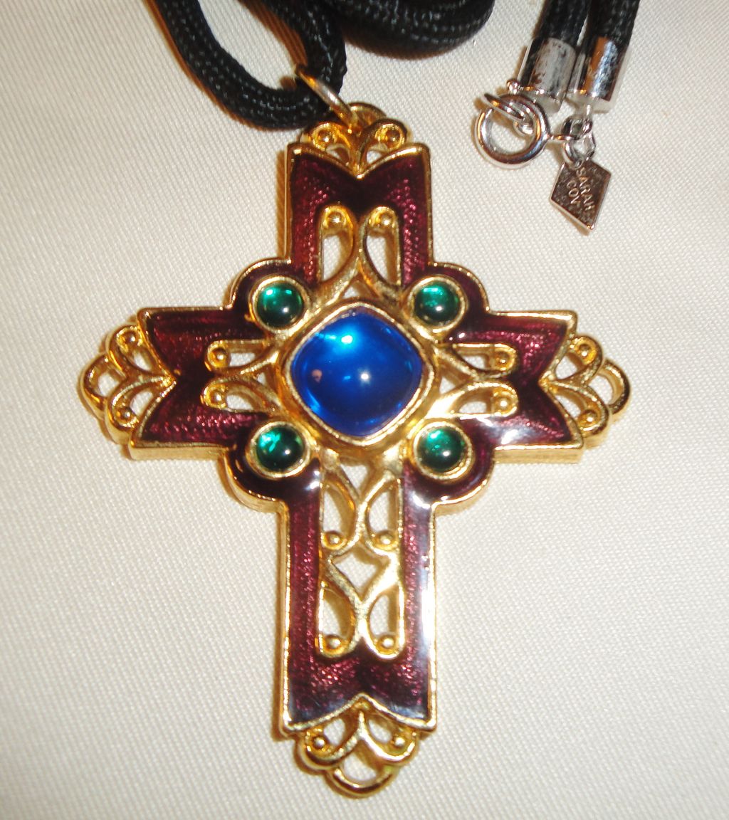 Vintage Signed Avon 1992 "Fashion Cross" with 30" cloth necklace by Sarah Coventry Vintage Signed Avon 1992 "Fashion Cross" with 30" cloth necklace by Sarah Coventry