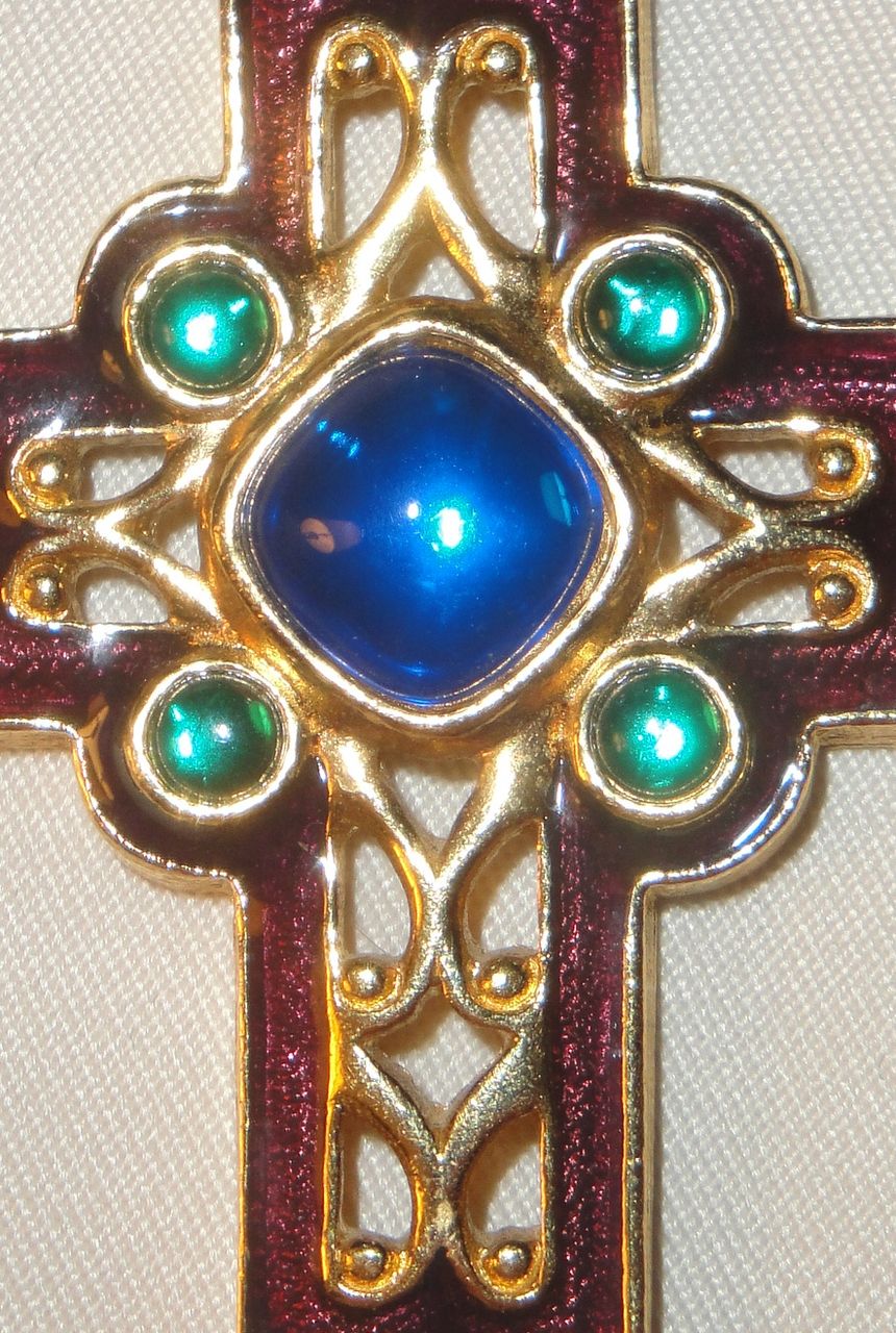 Vintage Signed Avon 1992 "Fashion Cross" with 30" cloth necklace by Sarah Coventry Vintage Signed Avon 1992 "Fashion Cross" with 30" cloth necklace by Sarah Coventry