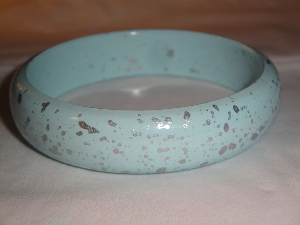 Vintage Blue Bangle Bracelet with Silver Spatches Vintage Blue Bangle Bracelet with Silver Spatches