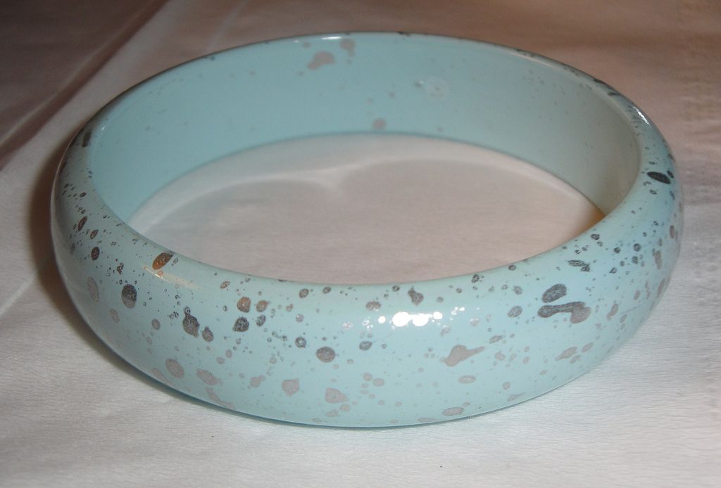 Vintage Blue Bangle Bracelet with Silver Spatches Vintage Blue Bangle Bracelet with Silver Spatches